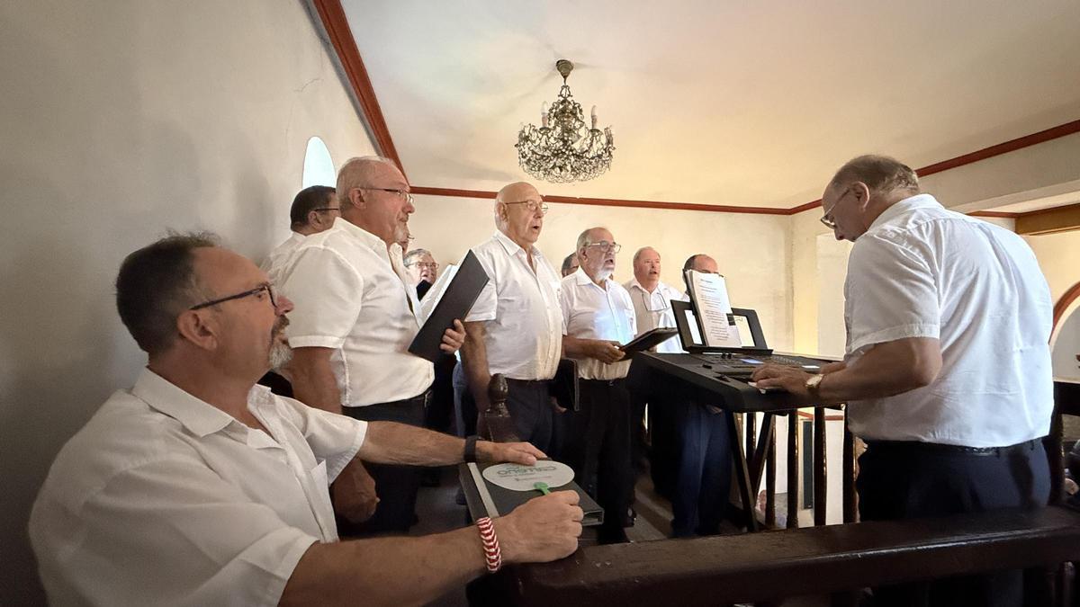 Un año sin Antonio Trevín: misa en su memoria en Parres de Llanes