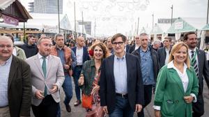 Barcelona 02/05/2025 Política. Este viernes 2 de mayo, el Primer Secretario del PSC y President de la Generalitat, Salvador Illa, y la Vicepresidenta Primera del Gobierno de España y Vicesecretaria General del PSOE, María Jesús Montero, visitarán la Feria de Abril de Cataluña. AUTOR: MANU MITRU