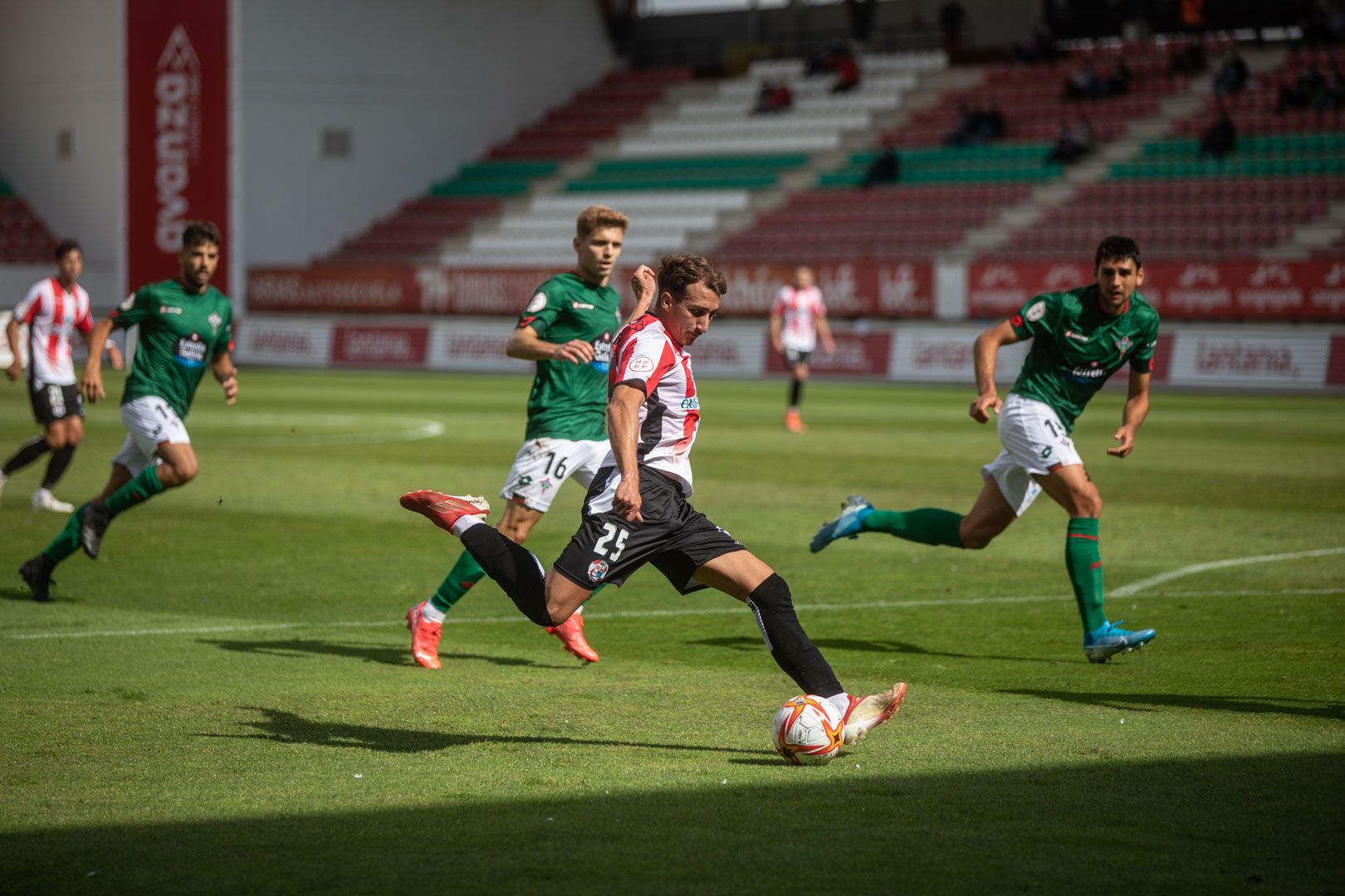 GALERÍA | Las mejores imágenes del partido entre el Zamora CF y el Racing de Ferrol