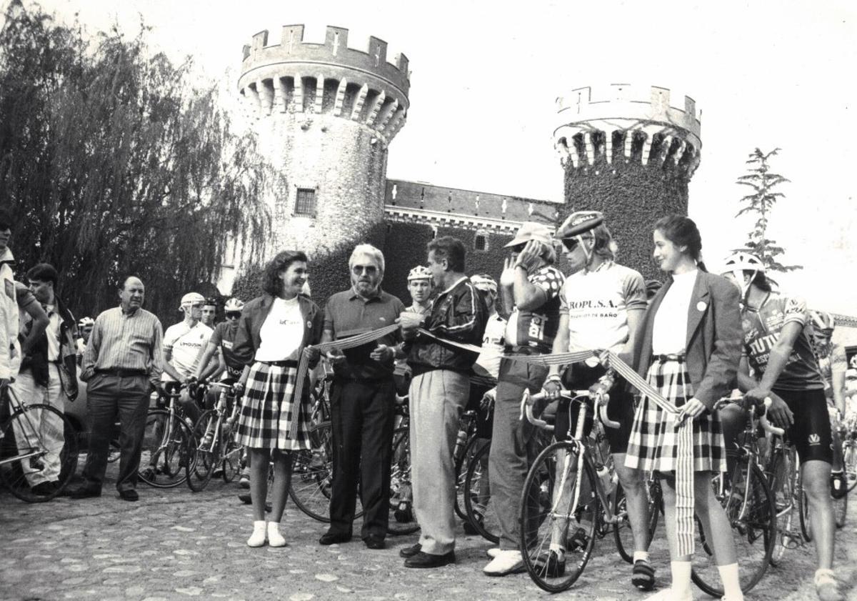 Martorell amb Bahamontes en una sortida de la Volta de l'Empordà des de Peralada