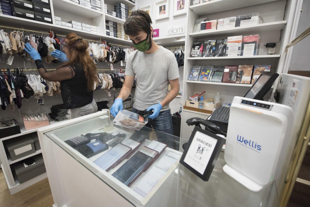 Obertura de comerços i terrasses a Manresa el primer dia de la fase 1