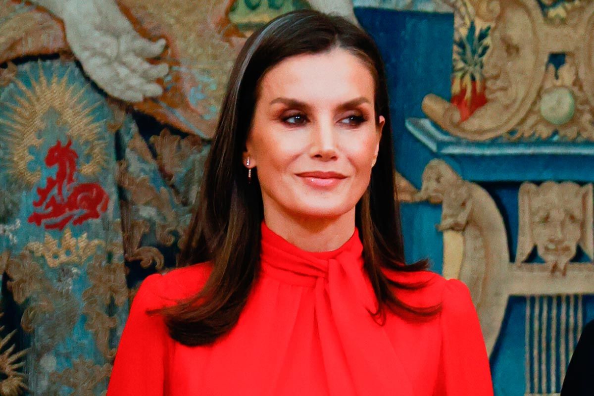 La reina Letizia estrena look de Bimani la X edición de 'Embajadores Honorarios de la Marca España'