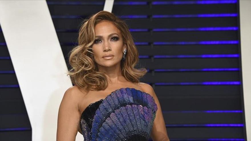 Jennifer Lopez, &#039;youtuber&#039; de rompe y rasga