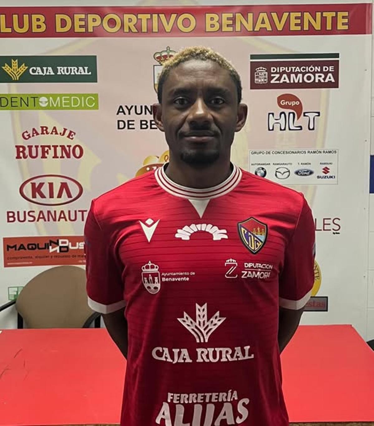 Prince, nuevo jugador del CD Benavente