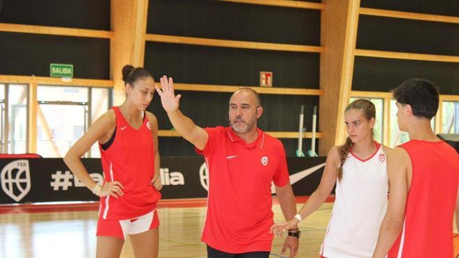 ¿Mensaje de Ponsarnau para Xavi Albert? "Nadie puede entrenar como Pedro Martínez"