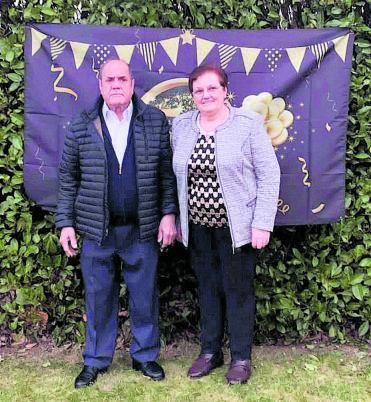 Paulino y Pilar en la celebración de sus bodas de oro, en 2021. | Ch. S.