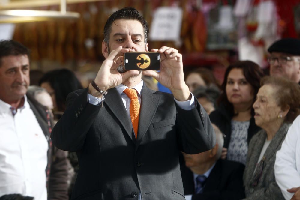 Los Reyes en el Mercado Central de Valencia