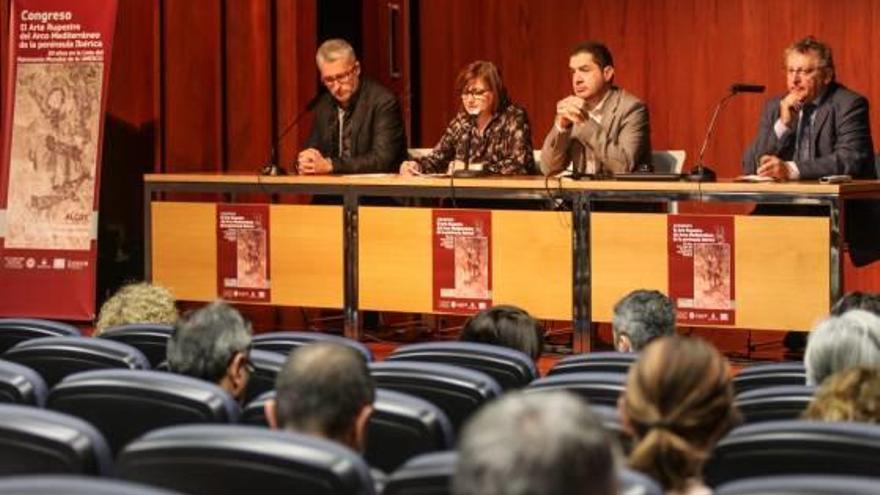 Imagen del acto de apertura del congreso en el IVAM CADA de Alcoy.