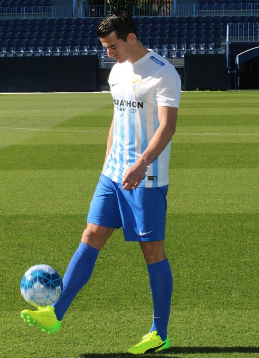 El defensa madrileño es presentado en La Rosaleda como nuevo jugador del Málaga CF. Es la tercera incorporación en el mercado invernal del club blanquiazul.