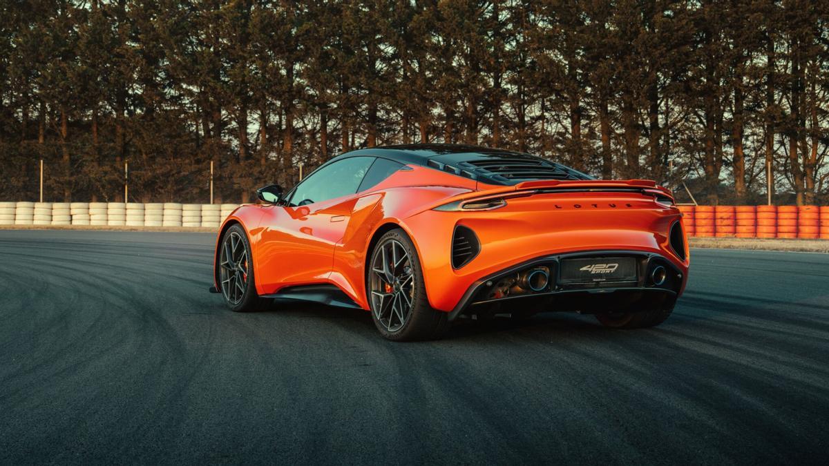 Lotus Emira 420 Sport