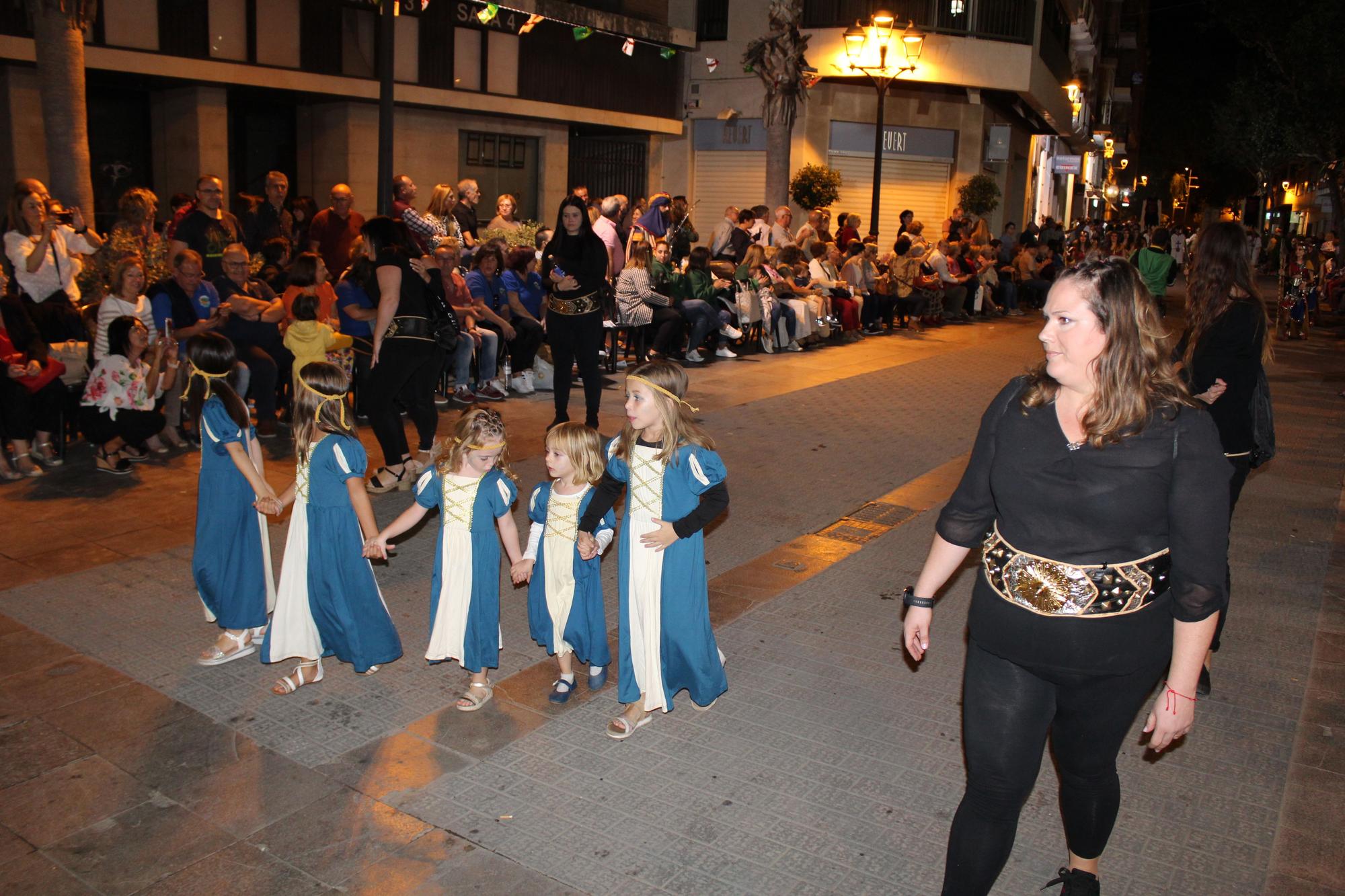 Los Moros y Cristianos conquistan la Vila de Alzira