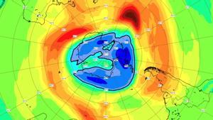 Representación gráfica del agujero de ozono sobre el Polo Sur: Los científicos estiman que tendremos que vivir con agujeros de ozono sobre los polos Norte y Sur durante otros 50 años.