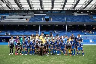 Riazor disfruta del mini Teresa Herrera con alegría blanquiazul