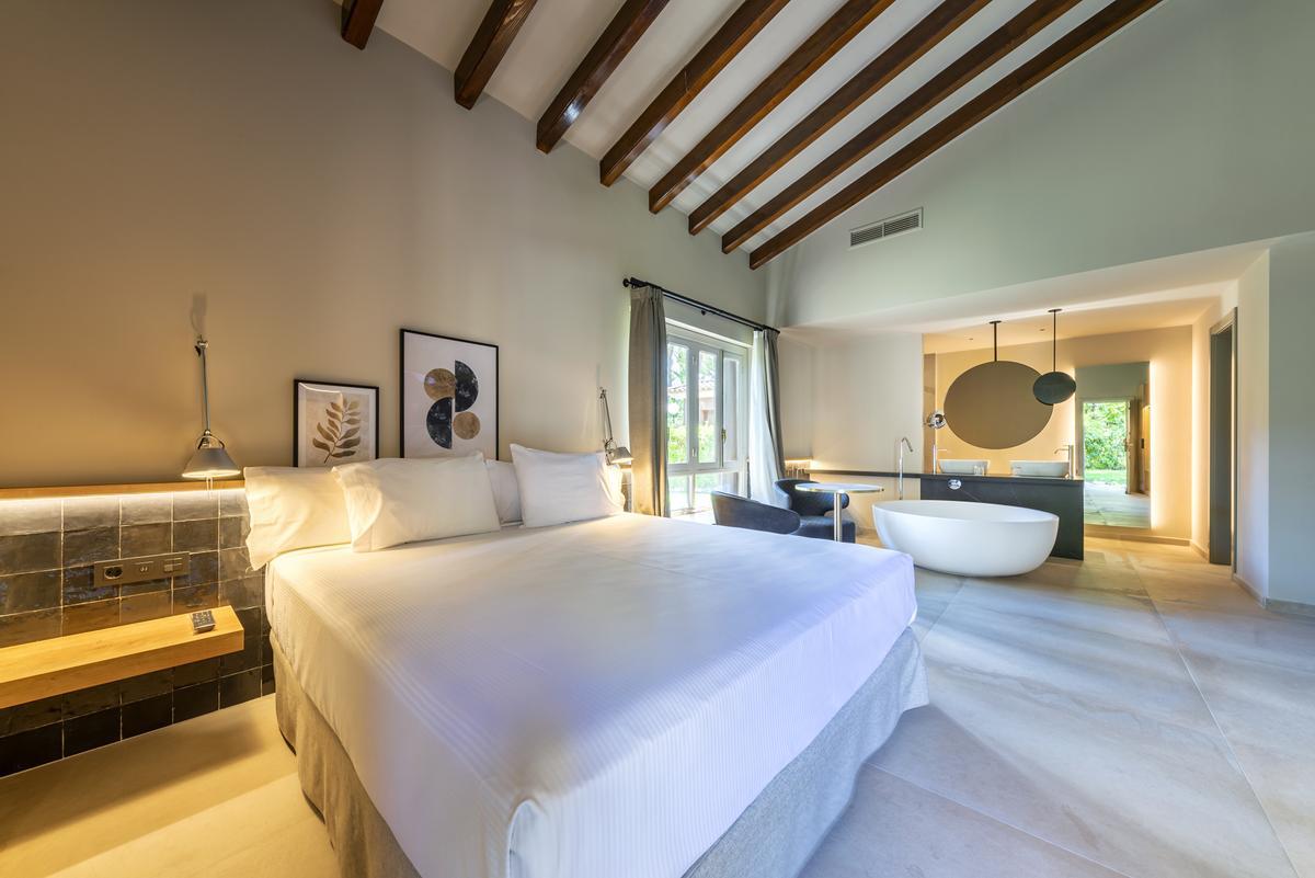 Una de las nuevas habitaciones del Hotel Huerto del Cura.