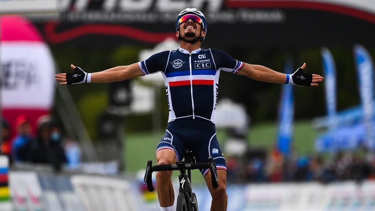 segea55141711 france s julian alaphilippe celebrates as he crosses the fin200927164606