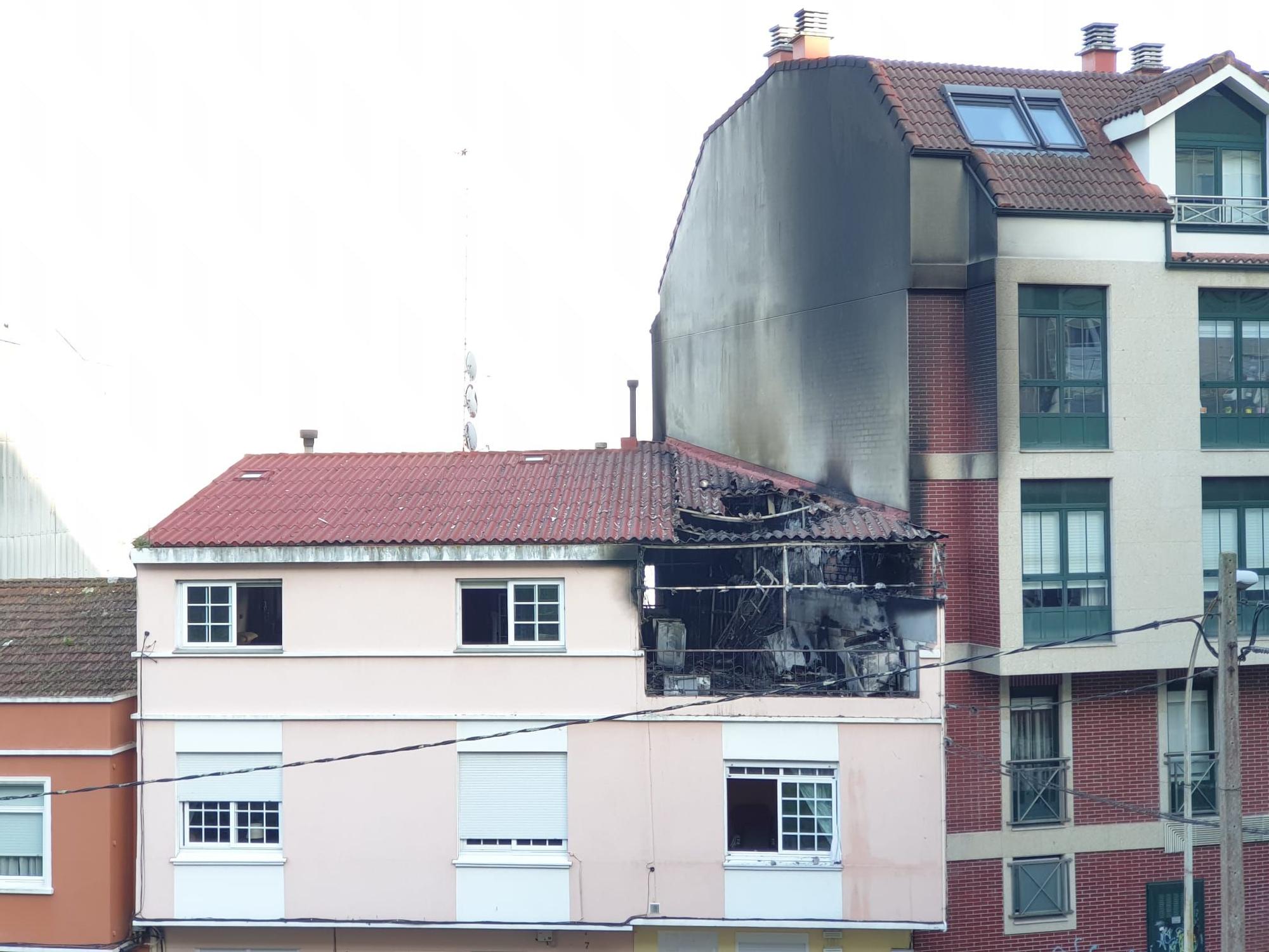 Incendio en una vivienda de A Corveira en Culleredo