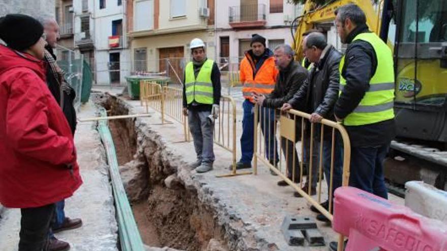 La aparición de más restos arqueológicos provoca cambios en las obras de la calle Valencia