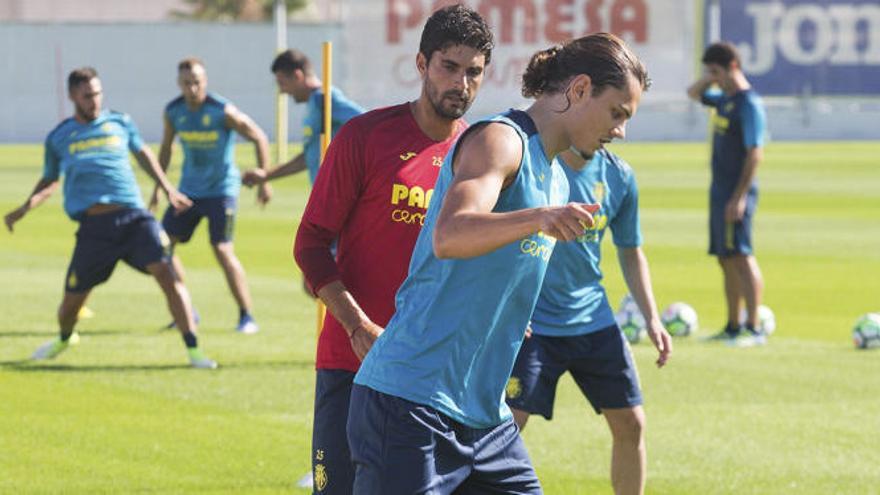 Enes Ünal, en un entrenamiento del Villarreal CF.