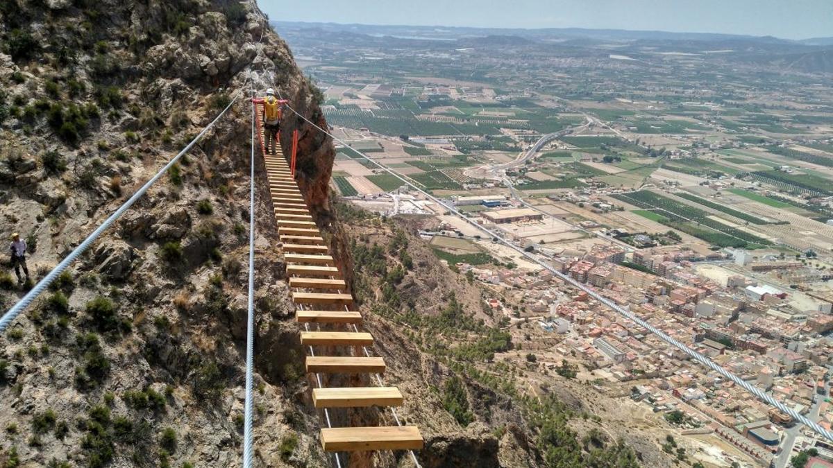 Redován presume de la Vía Ferrata más larga de la Comunitat Valenciana.