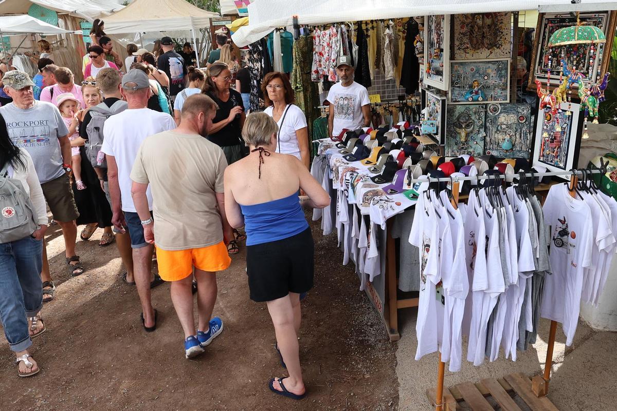 Mercadillo hippie de Punta Arabí