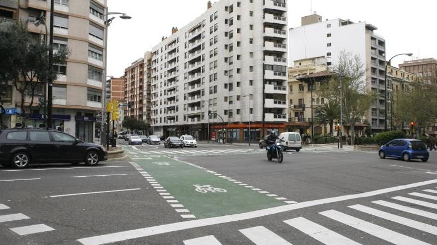 El punto negro de bicis, coches y peatones