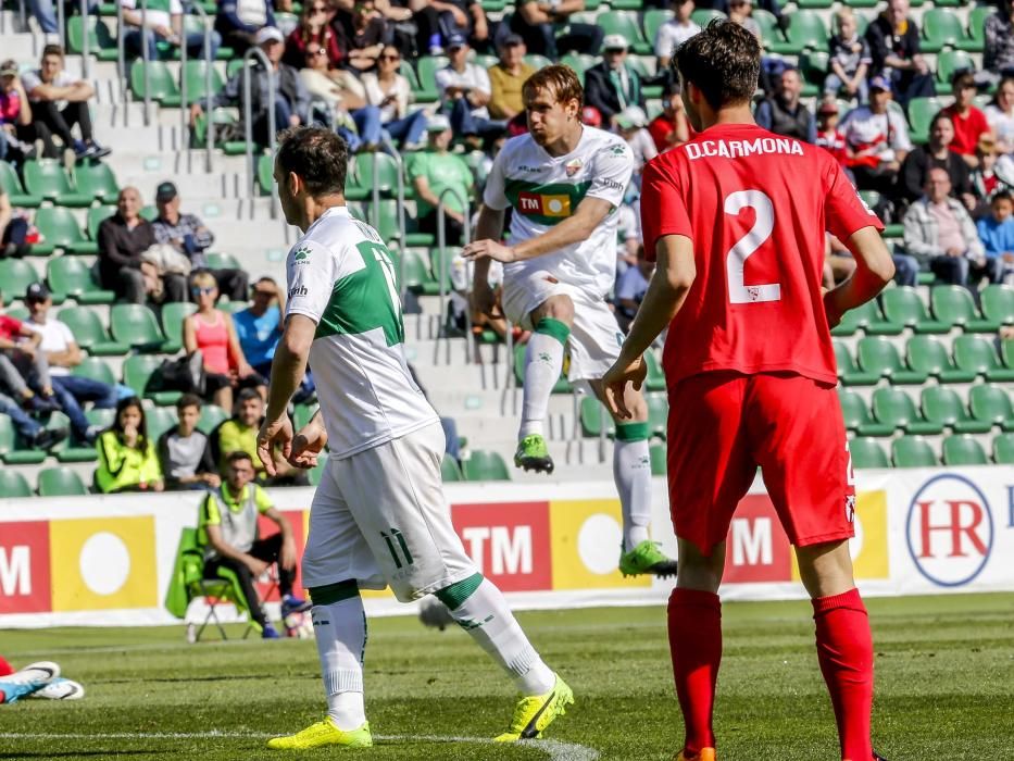 Los goles de Nino, Álex Fernández y Borja Valle le dan un respiro al equipo.