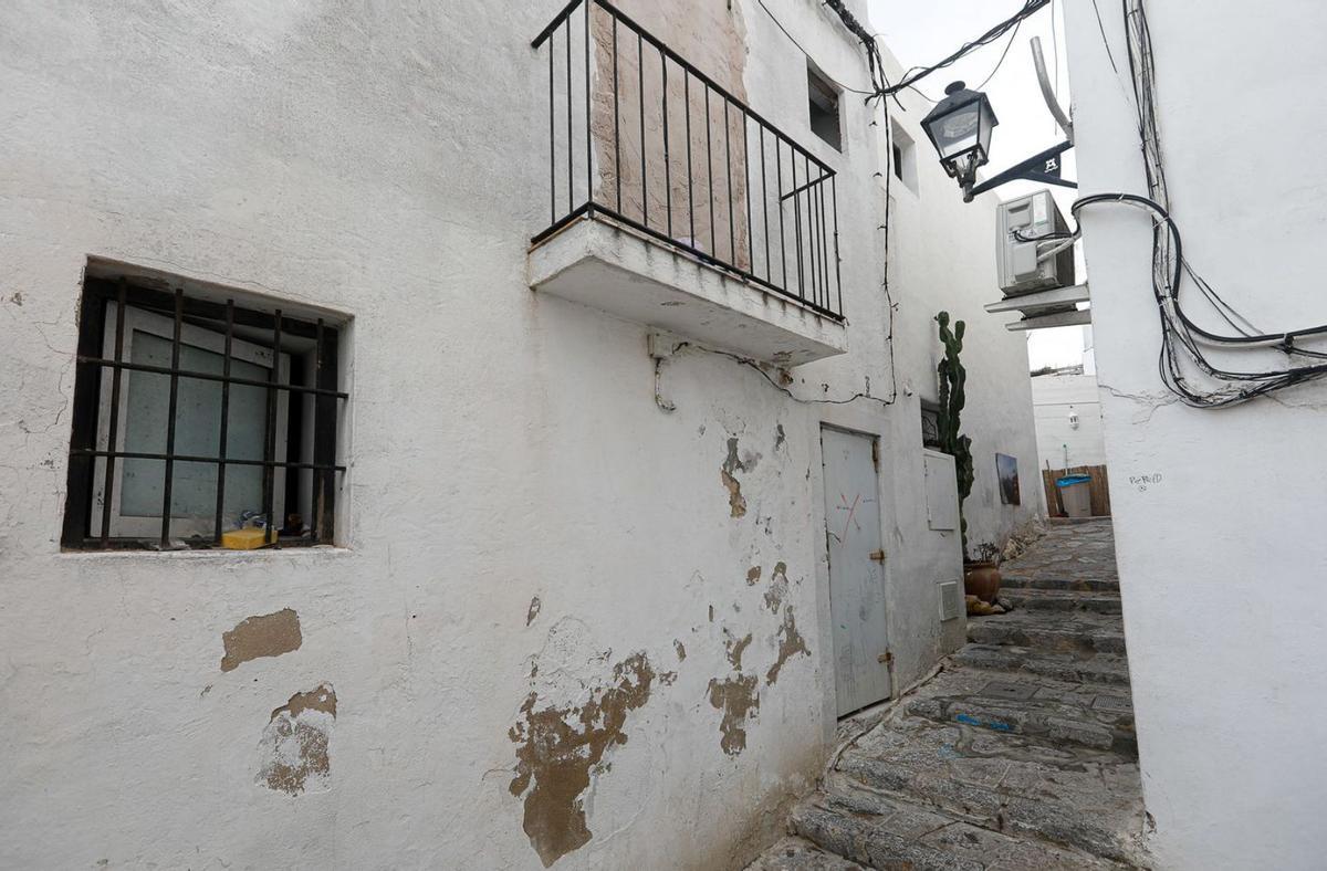 A la izquierda, las casas que pertenecían a Erwin Broner, en la Travesía de sa Penya. | T.E.