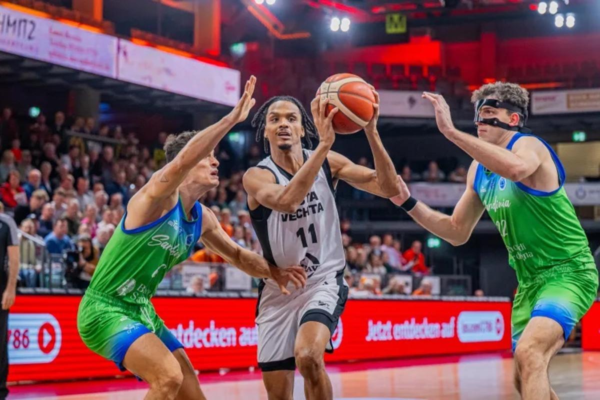 Verge Jr., en un partido europeo con el Vechta esta temporada.