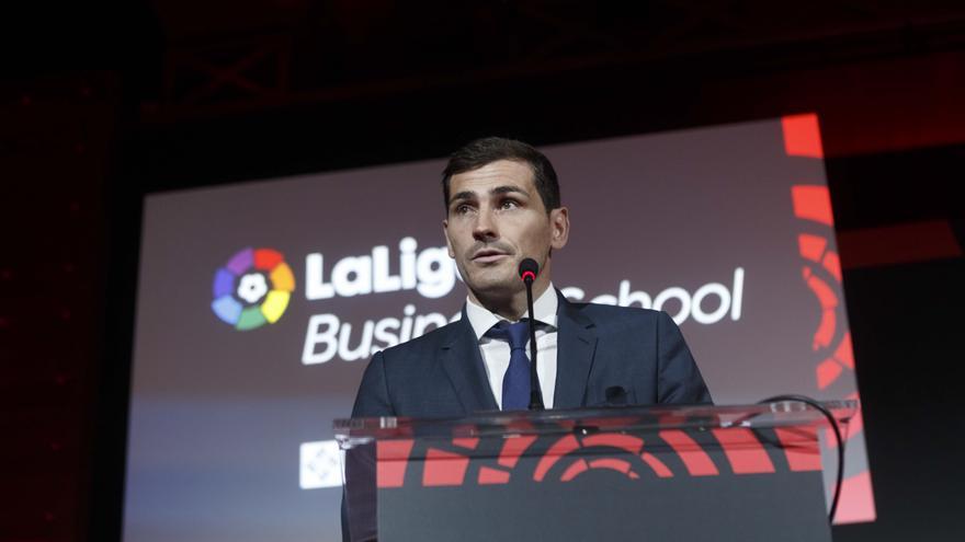 El tuit de Casillas que ha deixat a tothom bocabadat: &quot;Soc gay&quot;