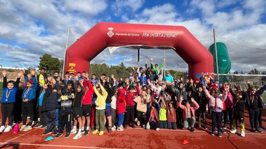 Més de cent joves corredors participen a l’Olímpic Empordà de Figueres