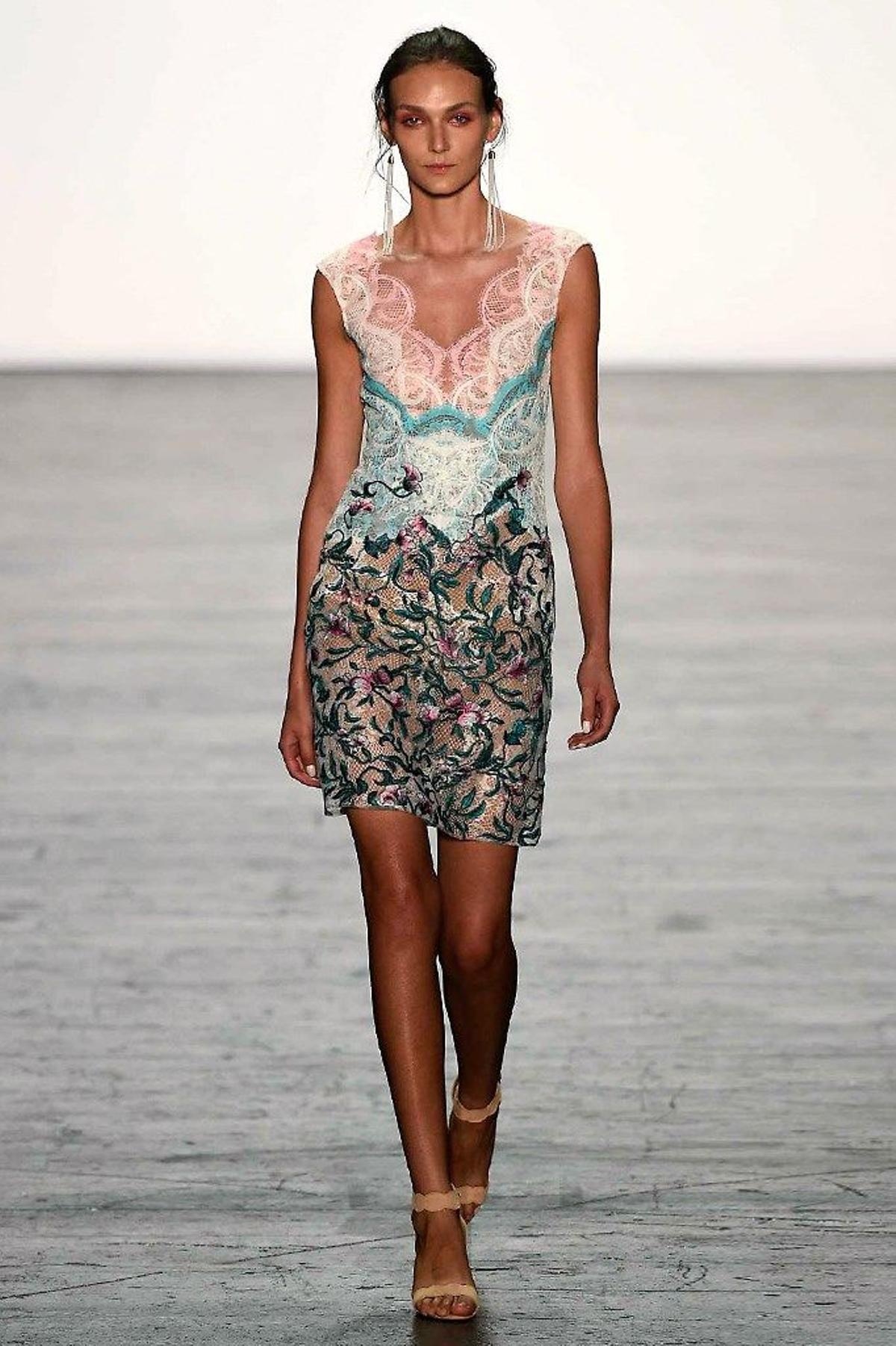 Tadashi Shoji