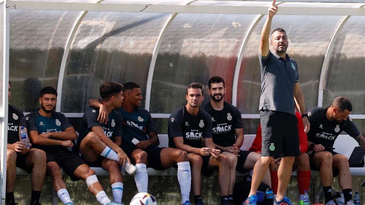 Diego Martínez durante el partido ante la Balona