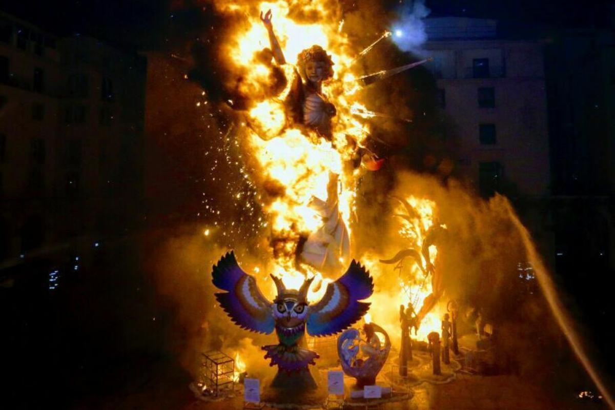 Toledo acoge las Hogueras de San Juan de Alicante: la programación de un fin de semana con paella y la primera mascletá de su historia