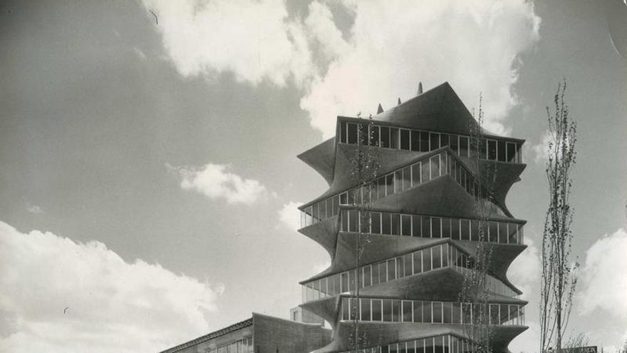 El edificio de Madrid que recordaba a un templo oriental y que fue derribado en 1999: tan icónico que llegó a Nueva York