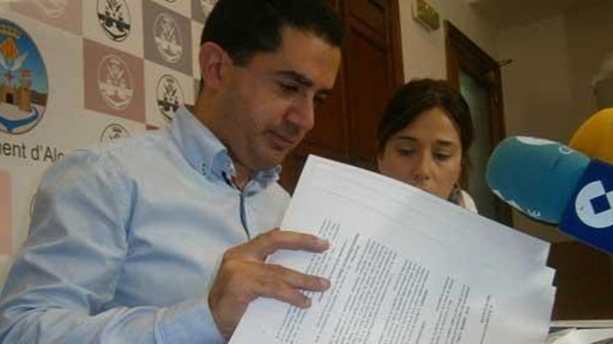 El Ayuntamiento y Ortiz debaten en el juzgado un exceso de obra en el Calderón