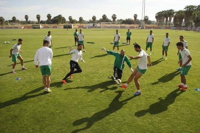 El Córdoba CF ultima el choque ante el Sevilla