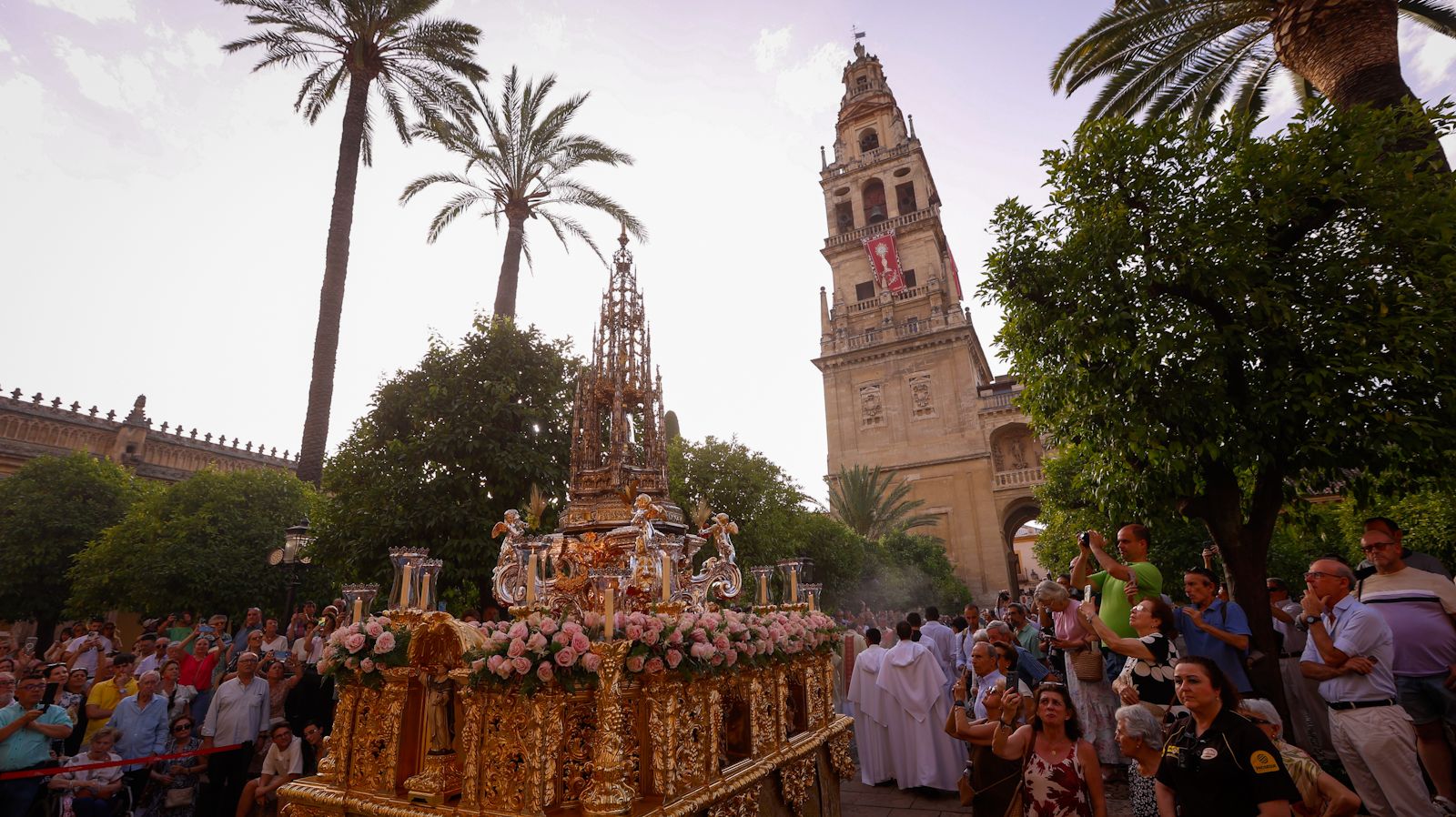 Tarde de Corpus en las calles