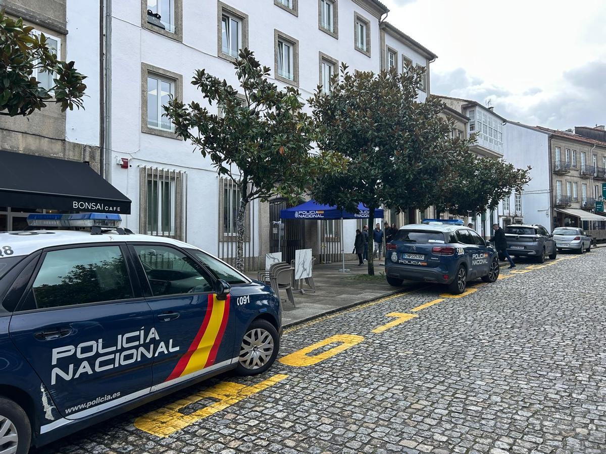 La Policía Nacional presta actualmente servicio en el antiguo edificio de la Comisaría de Santiago