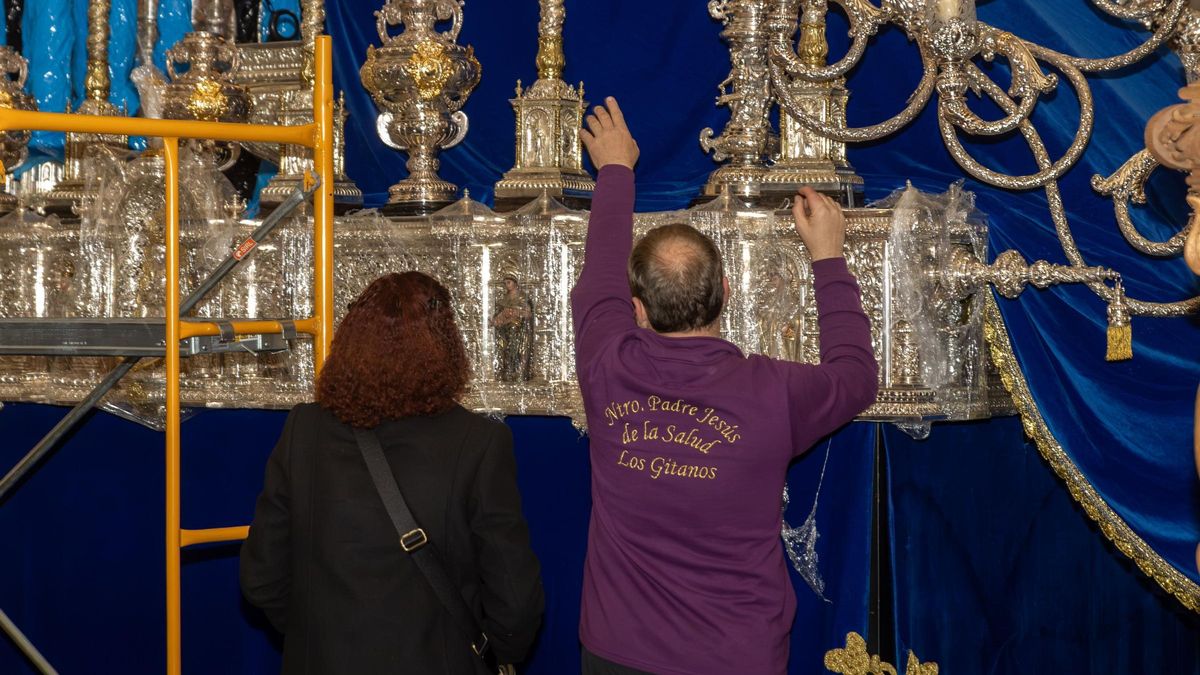 La capital acoge a miles de turistas en estas fechas con motivo de la Semana Santa.