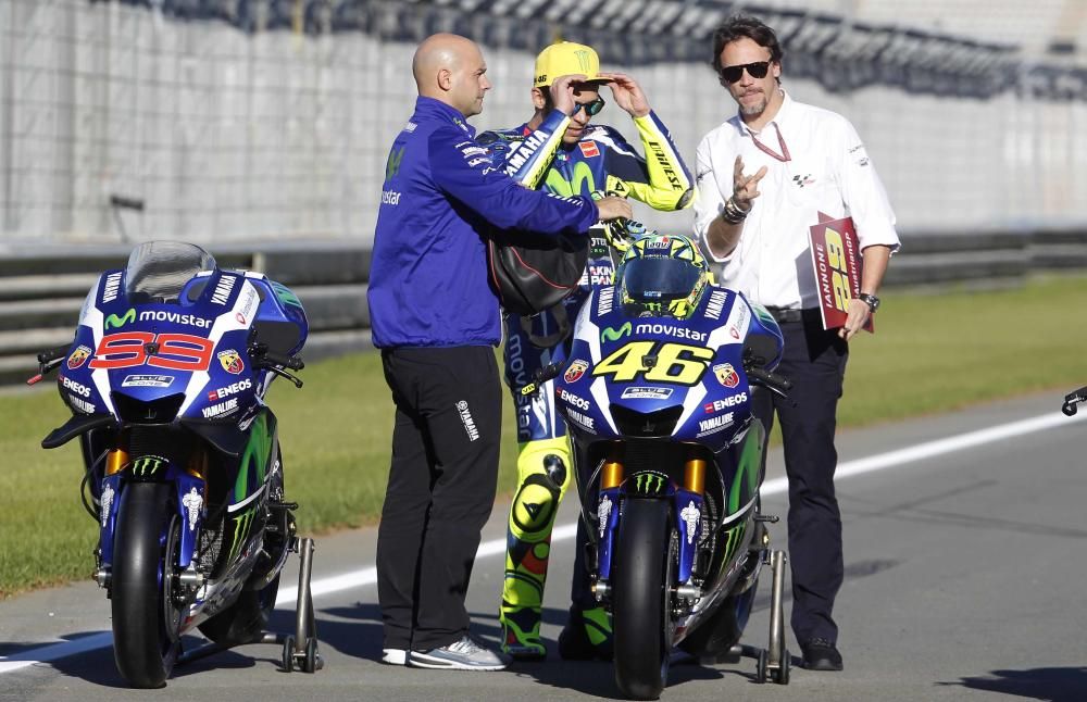 Así se hizo la foto de los nueve gandadores de la temporada en #MotoGP