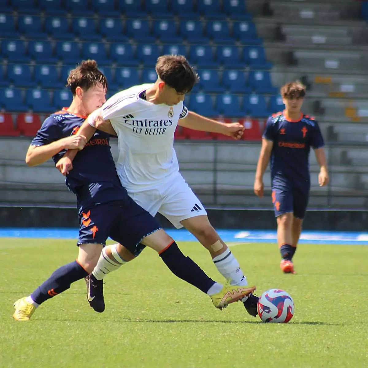Pelea a puñetazos entre los jugadores cadetes del Celta y del Madrid