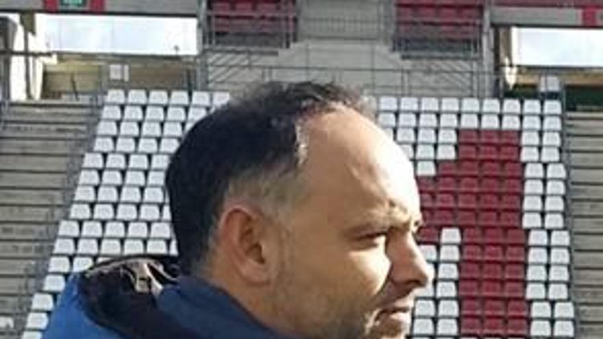 Deseado Flores, director deportivo grana.