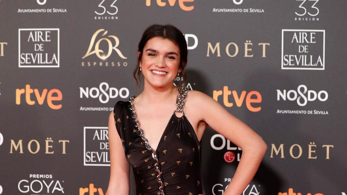 Amaia se 'encadena' en los Goya 2019