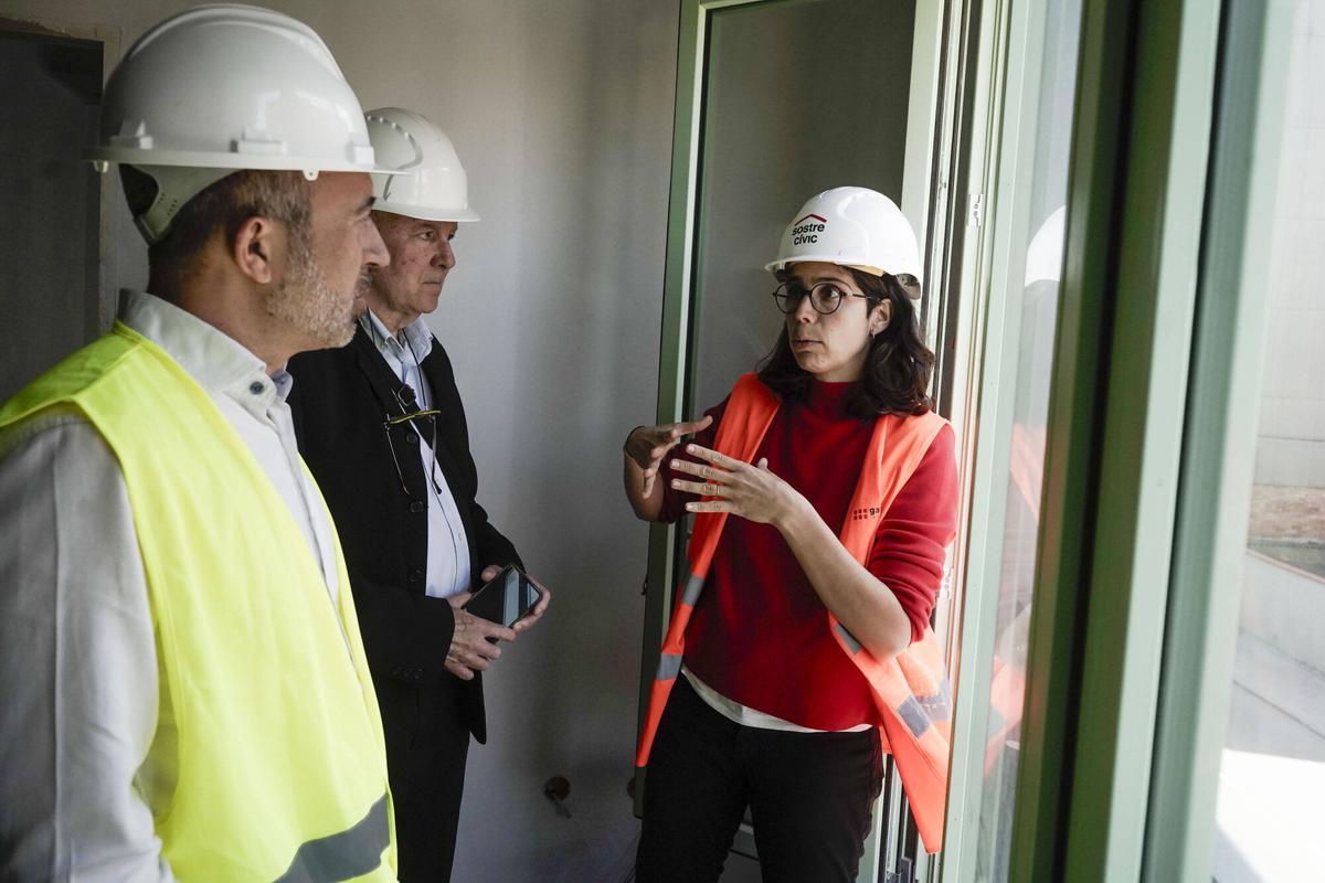 Visita a les obres de l'edifici d'habitatge cooperatiu en cessió d'ús de Manresa, La Bertrana
