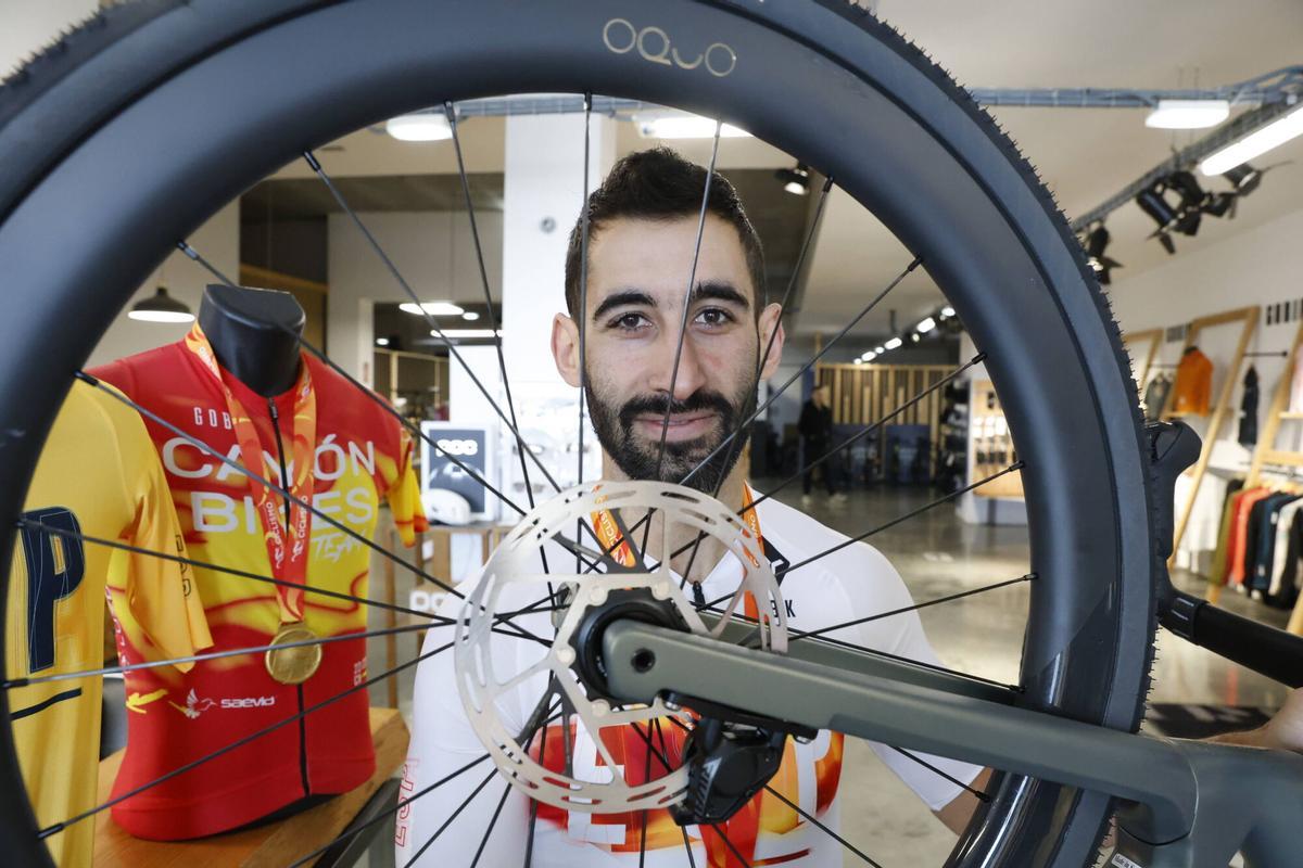 Miguel Llaneza, doble campeón de España de ciclocross en categoría de más de 30 años