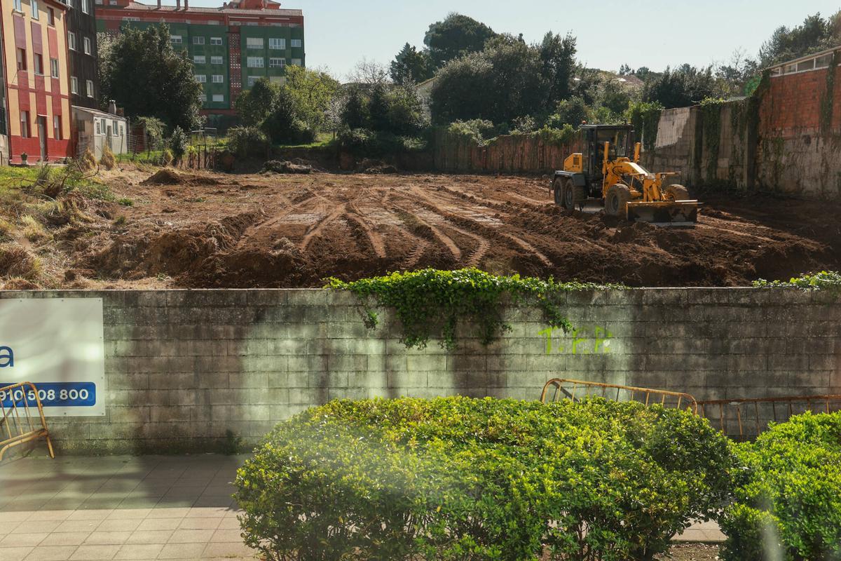 Trabajos de preparación del solar del Liceo hace unos días.