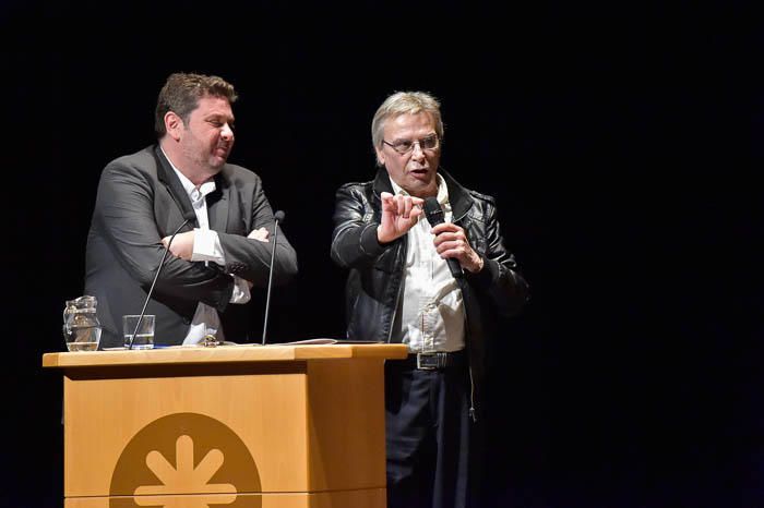 Presentación del libro sobre el entrenador de ...