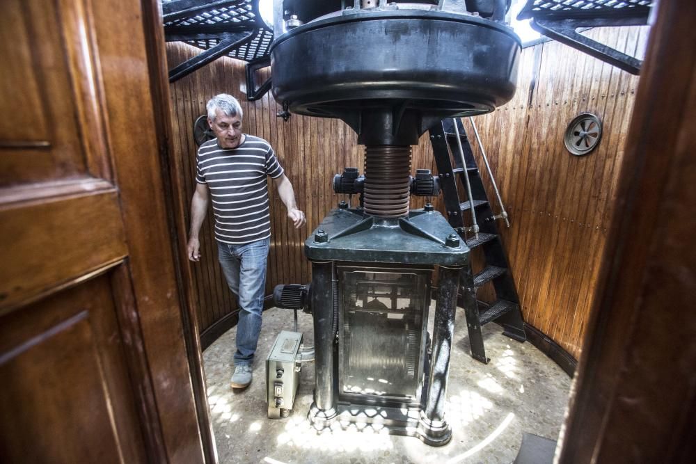 Imágenes espectaculares de los faros de Alicante