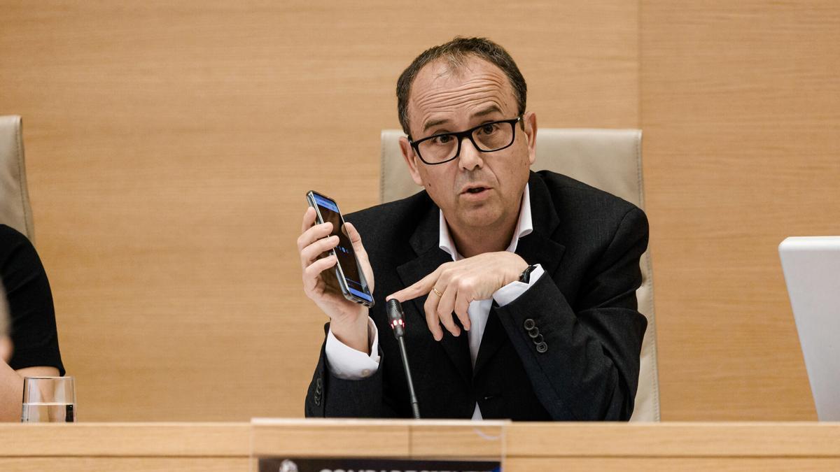 20/04/2026 El jefe de climatología de AEMET en la Comunidad Valenciana, José Ángel Núñez Mora, comparece ante la Comisión de Investigación sobre la gestión de la crisis derivada de la dana que tuvo lugar el 29 de octubre de 2024, en el Congreso de los Diputados, a 20 de abril de 2026, en Madrid (España). La Comisión de Investigación del Congreso analiza la gestión política y de emergencias durante la dana que causó más de 200 muertos en la Comunitat Valenciana. SOCIEDAD Carlos Luján - Europa Press
