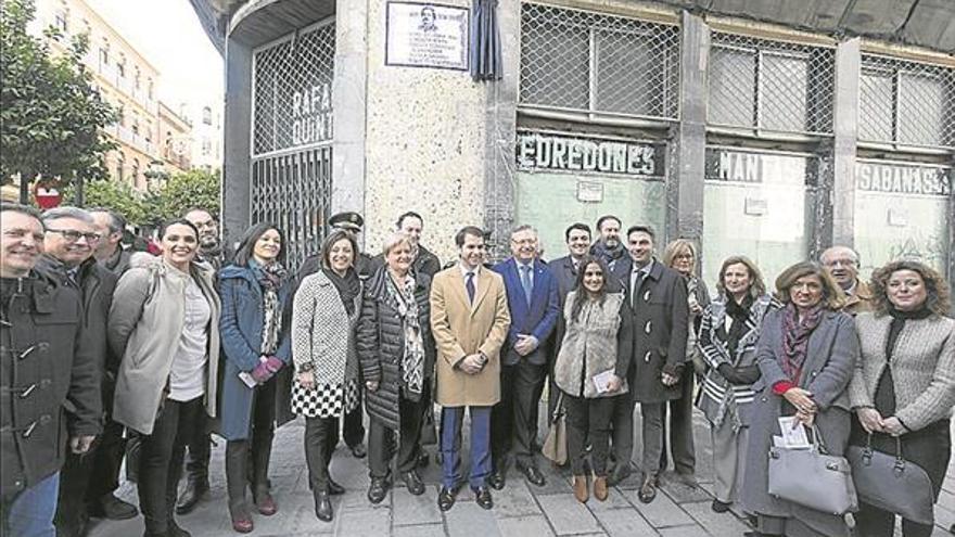 Placa en la casa cordobesa de Juan Valera donde pasó dos años de su infancia